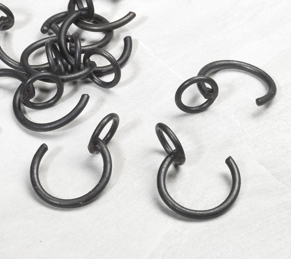 passing ring for curtain pole